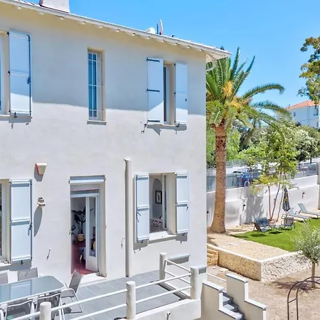 Maison Sara Les Pins Будинок відпочинку Жюан-ле-Пен