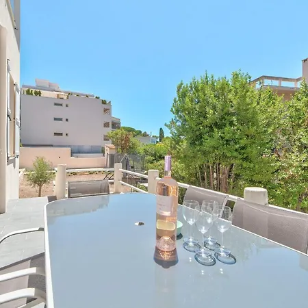 Maison Sara Les Pins Жюан-ле-Пен
